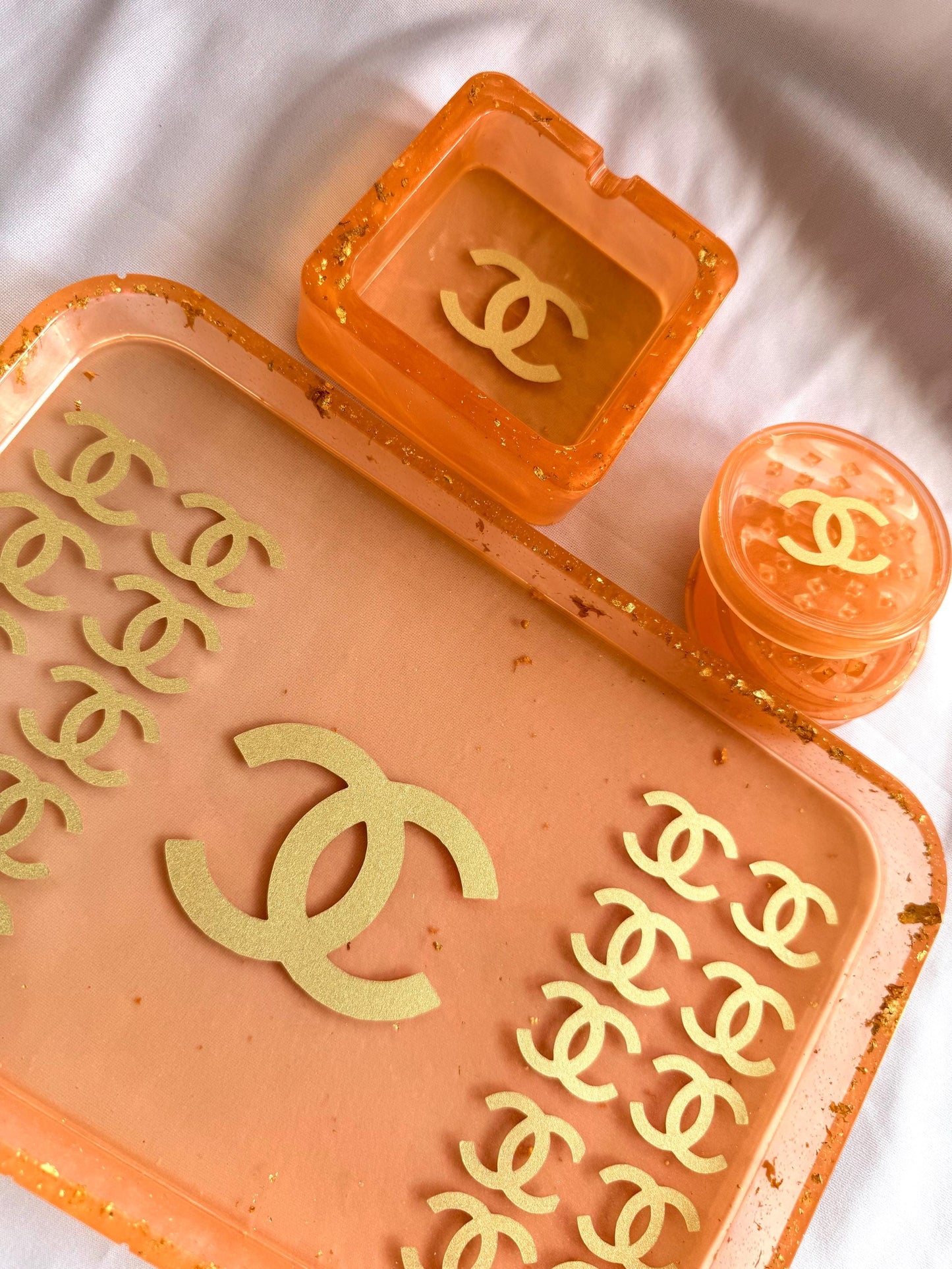 Come "CC" Me - Tray Set Peach/Gold