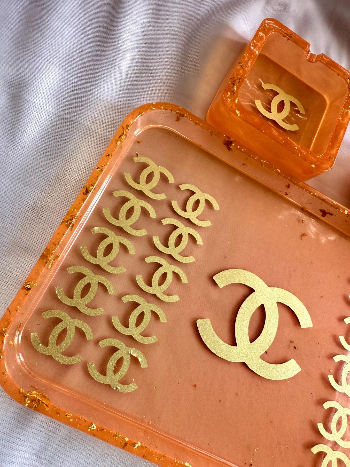 Come "CC" Me - Tray Set Peach/Gold